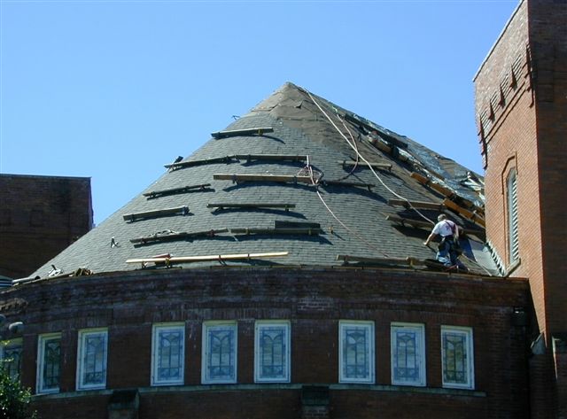 CertainTeed Independence Laminated Composition Shingle, Color Weathered Wood.  1st Presbyterian Church - Corvallis, OR